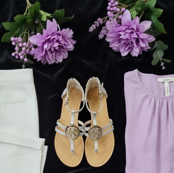 Sandals - Picture 16 of 16